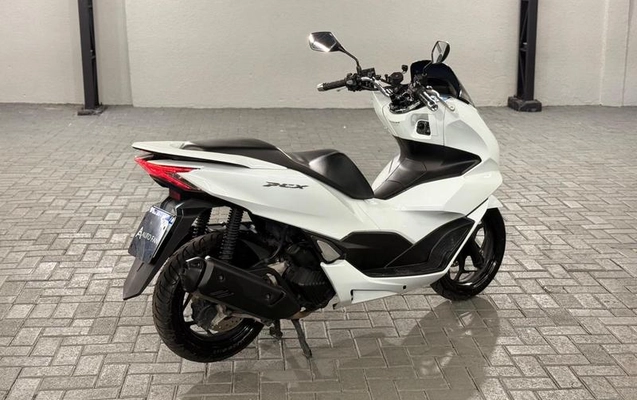 imagem-https://www.socarrao.com.br/sc-vehicle-images-prod/4395812/1792450509571-8582387_4_B_bc7b96ef76.jpeg