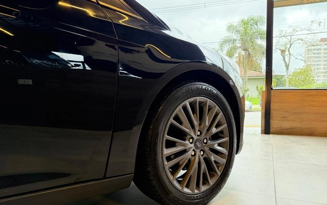 imagem-https://www.socarrao.com.br/sc-vehicle-images-prod/4395942/1792451448659-8547453_12_B_ac70282fcf.jpeg