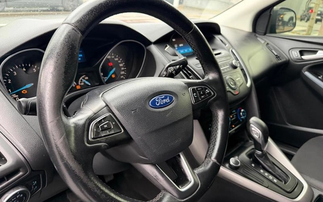 imagem-https://www.socarrao.com.br/sc-vehicle-images-prod/4395942/1792451448672-8547453_19_B_99e50f785b.jpeg