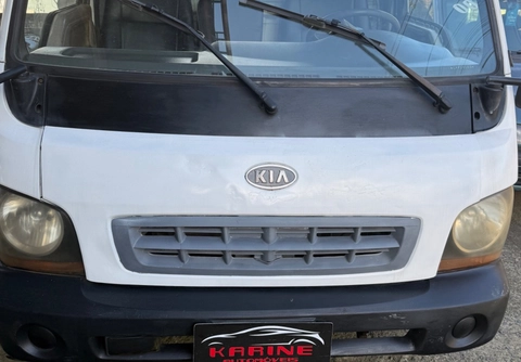 Kia Bongo 2001 Branco — foto 1 de 3