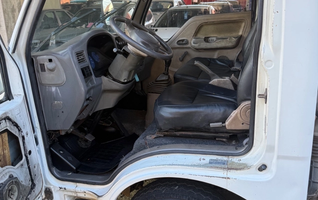 imagem-https://www.socarrao.com.br/sc-vehicle-images-prod/4396374/1792456017363-SU1HXzY3NzkuanBlZw.jpeg