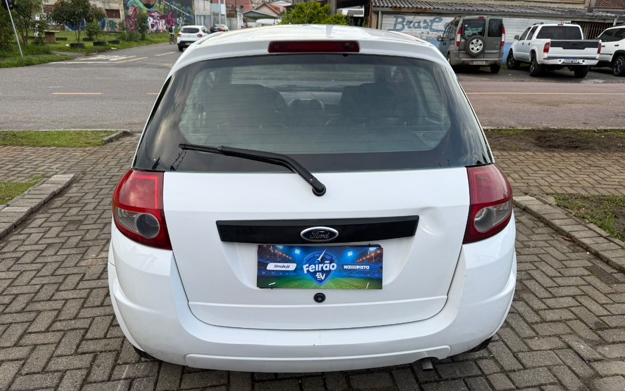 imagem-https://www.socarrao.com.br/sc-vehicle-images-prod/4397104/1792464216038-V2hhdHNBcHAgSW1hZ2UgMjAyNi0xMC0xOSBhdCAwOS4wMC40MS5qcGVn.jpeg