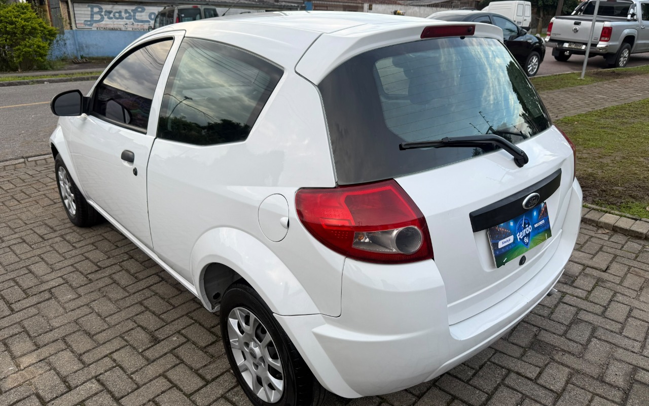 imagem-https://www.socarrao.com.br/sc-vehicle-images-prod/4397104/1792464216129-V2hhdHNBcHAgSW1hZ2UgMjAyNi0xMC0xOSBhdCAwOS4wMC40MiAoMSkuanBlZw.jpeg