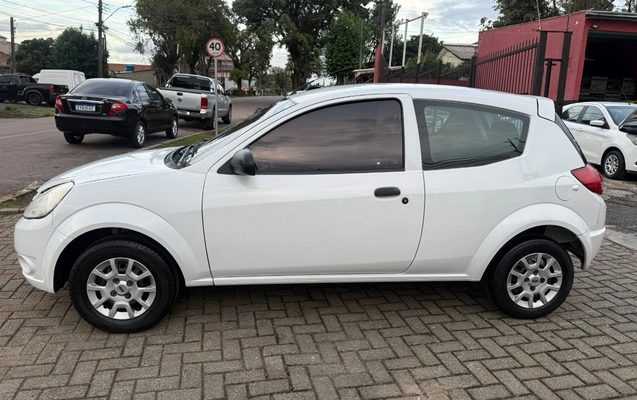 imagem-https://www.socarrao.com.br/sc-vehicle-images-prod/4397104/1792464216218-V2hhdHNBcHAgSW1hZ2UgMjAyNi0xMC0xOSBhdCAwOS4wMC40MiAoMikuanBlZw.jpeg