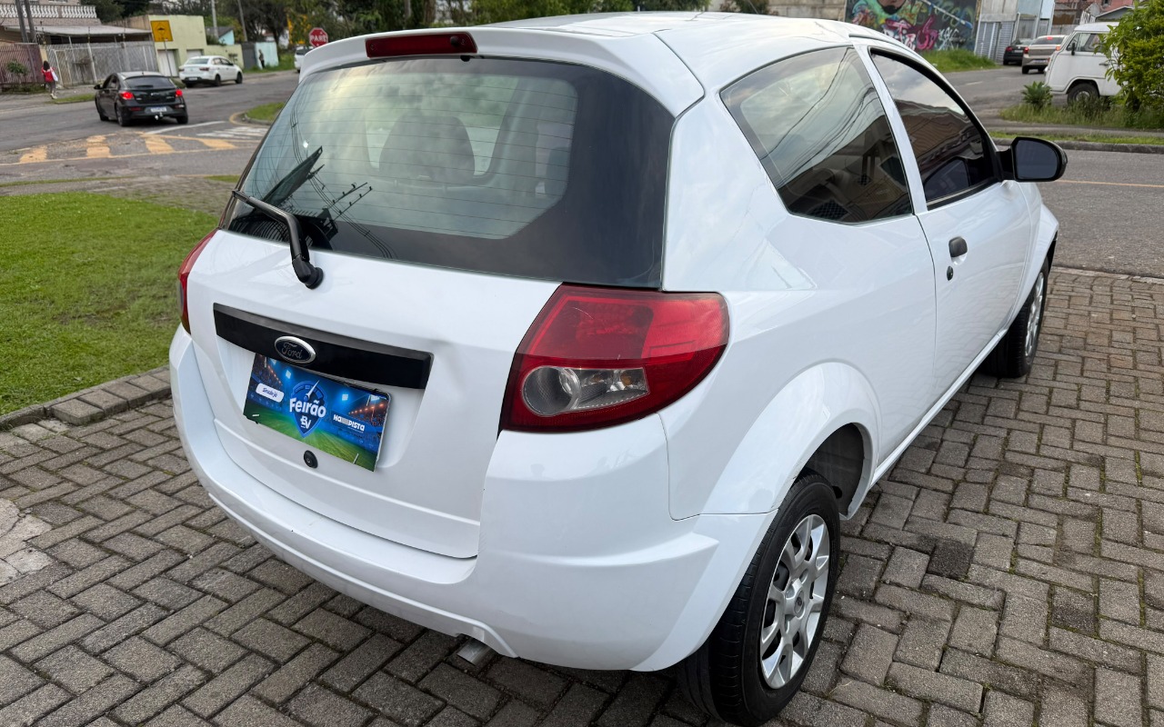 imagem-https://www.socarrao.com.br/sc-vehicle-images-prod/4397104/1792464216363-V2hhdHNBcHAgSW1hZ2UgMjAyNi0xMC0xOSBhdCAwOS4wMC40Mi5qcGVn.jpeg