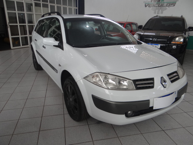 Renault Megane 2013 Branco — foto 1 de 3