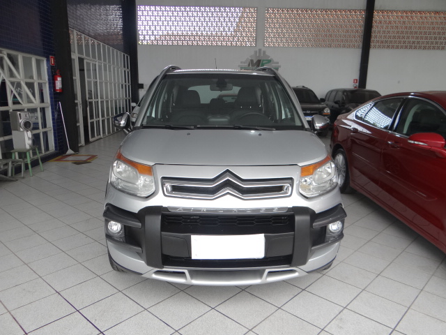 imagem-https://www.socarrao.com.br/sc-vehicle-images-prod/43993/1769988799154-7055171OR_1763383896_15_620.jpg