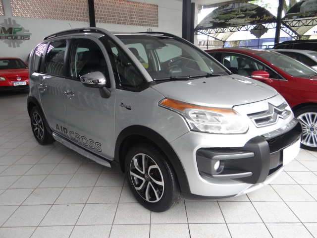 imagem-https://www.socarrao.com.br/sc-vehicle-images-prod/43993/1769988799154-7055171OR_1763383896_85_790.jpg