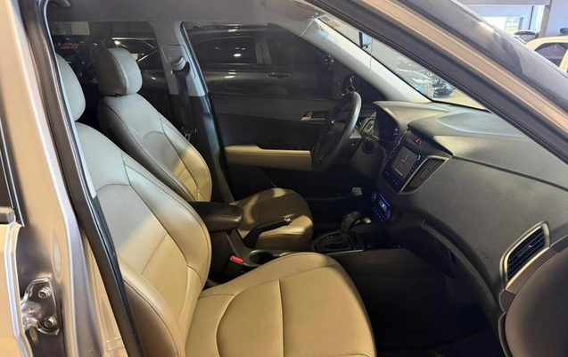 imagem-https://www.socarrao.com.br/sc-vehicle-images-prod/4399960/1792512948382-8582463_4_B_5ef9d7f513.jpeg