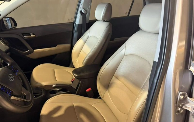 imagem-https://www.socarrao.com.br/sc-vehicle-images-prod/4399960/1792512948385-8582463_7_B_cce27e7eb9.jpeg