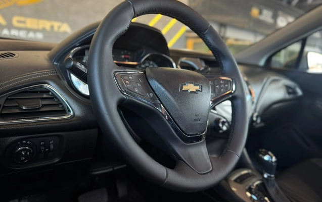 imagem-https://www.socarrao.com.br/sc-vehicle-images-prod/4399963/1792495343997-003_fe09bf60fad7b50a8f27689efddb37c6.jpg