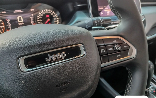 imagem-https://www.socarrao.com.br/sc-vehicle-images-prod/4399965/1792495446711-8f51cddf-9aca-40db-bf76-30d522bcf197.jpg