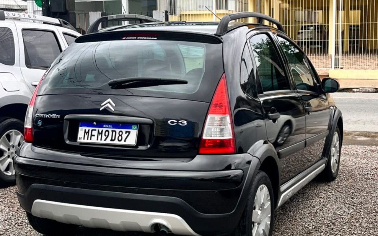 imagem-https://www.socarrao.com.br/sc-vehicle-images-prod/4399970/1792496047130-V2hhdHNBcHAgSW1hZ2UgMjAyNi0xMC0xNiBhdCAxMy41My40MiAoMykuanBlZw.jpeg