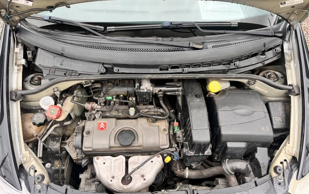 imagem-https://www.socarrao.com.br/sc-vehicle-images-prod/4399970/1792496047584-V2hhdHNBcHAgSW1hZ2UgMjAyNi0xMC0xNiBhdCAxMy41My40NCAoMSkuanBlZw.jpeg