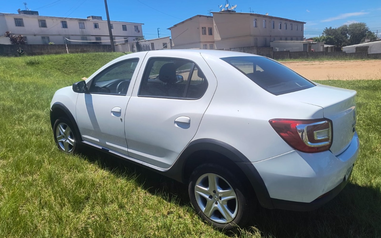 Renault Logan 2022 Branco — foto 1 de 3
