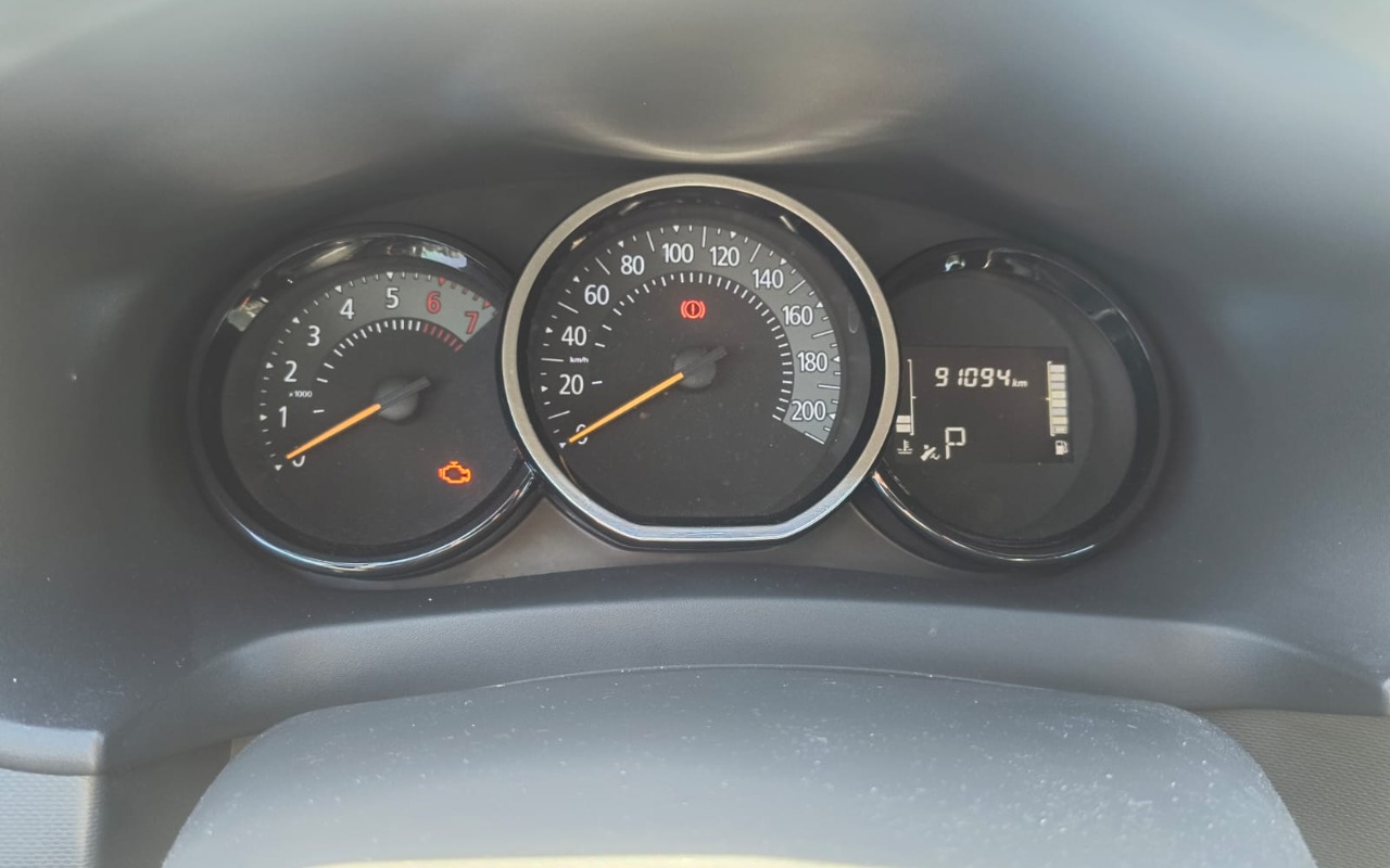imagem-https://www.socarrao.com.br/sc-vehicle-images-prod/4399972/1792496705326-V2hhdHNBcHAgSW1hZ2UgMjAyNi0xMC0yMCBhdCAwOC4yMS4zNyAoMSkuanBlZw.jpeg