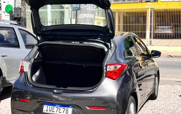 imagem-https://www.socarrao.com.br/sc-vehicle-images-prod/4399976/1792496354419-V2hhdHNBcHAgSW1hZ2UgMjAyNi0xMC0xOSBhdCAxNC41MC4zNSAoMSkuanBlZw.jpeg