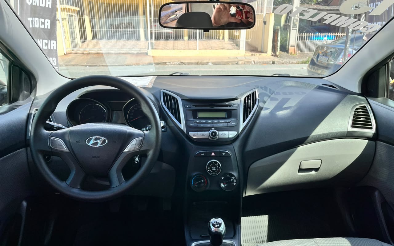 imagem-https://www.socarrao.com.br/sc-vehicle-images-prod/4399976/1792496354719-V2hhdHNBcHAgSW1hZ2UgMjAyNi0xMC0xOSBhdCAxNC41MC4zNiAoMSkuanBlZw.jpeg