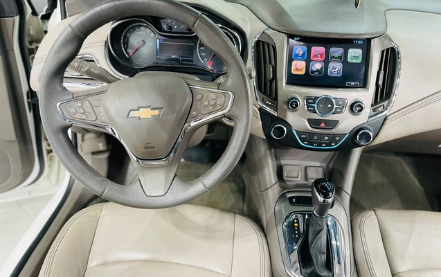 imagem-https://www.socarrao.com.br/sc-vehicle-images-prod/4399979/1792496575721-003_50a22fe4f60670d8611d42200d20d624.jpg