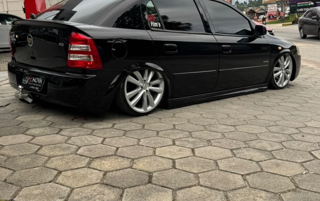 imagem-https://www.socarrao.com.br/sc-vehicle-images-prod/4399991/1792497362738-SU1HLTIwMjYxMDIwLVdBMDAxNi5qcGc.jpg