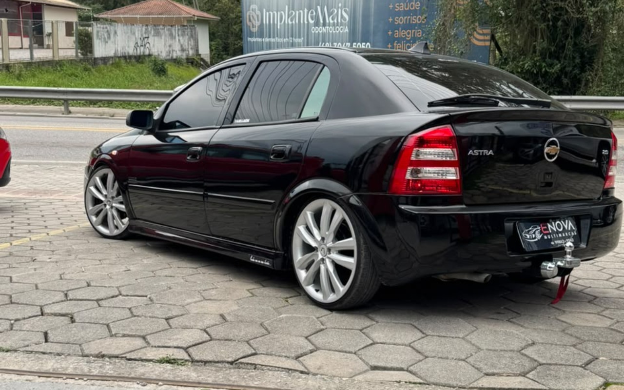 imagem-https://www.socarrao.com.br/sc-vehicle-images-prod/4399991/1792497363062-SU1HLTIwMjYxMDIwLVdBMDAwMS5qcGc.jpg