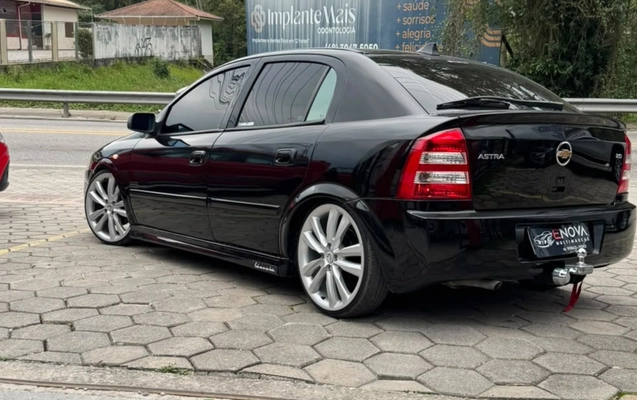 imagem-https://www.socarrao.com.br/sc-vehicle-images-prod/4399991/1792497363062-SU1HLTIwMjYxMDIwLVdBMDAwMS5qcGc.jpg