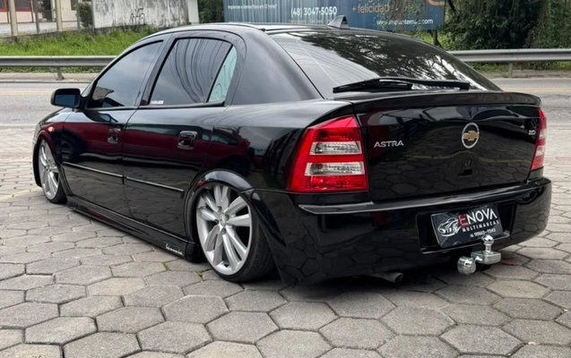imagem-https://www.socarrao.com.br/sc-vehicle-images-prod/4399991/1792497363149-SU1HLTIwMjYxMDIwLVdBMDAwNS5qcGc.jpg