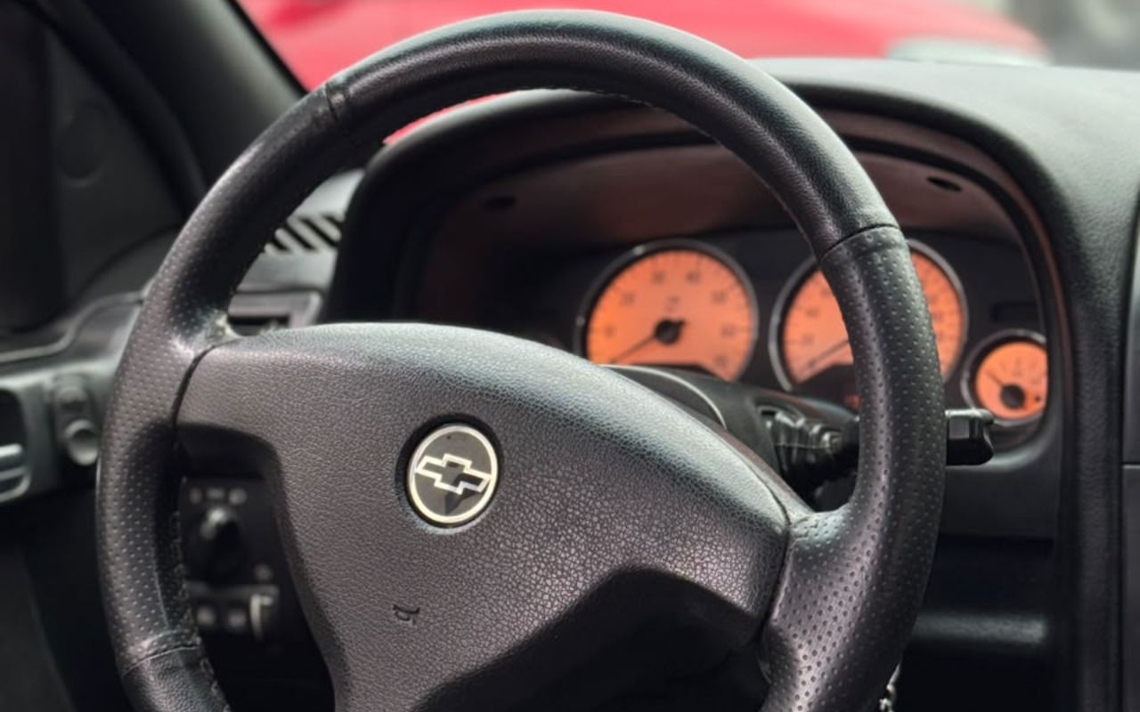 imagem-https://www.socarrao.com.br/sc-vehicle-images-prod/4399991/1792497363824-SU1HLTIwMjYxMDIwLVdBMDAwOS5qcGc.jpg