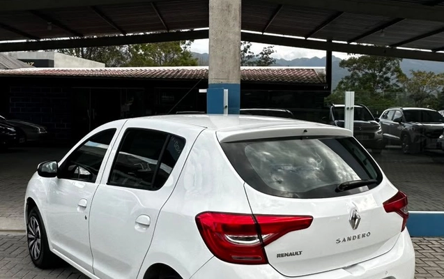imagem-https://www.socarrao.com.br/sc-vehicle-images-prod/4399992/1792497428559-gb-bb18bdb.jpeg