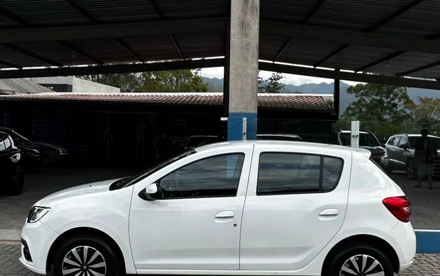 imagem-https://www.socarrao.com.br/sc-vehicle-images-prod/4399992/1792497428567-gb-639d937.jpeg