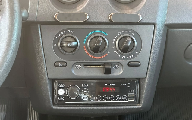 imagem-https://www.socarrao.com.br/sc-vehicle-images-prod/4400007/1792498007277-003_9730521787ae49ce0d32dc8ba6f18f55.jpg