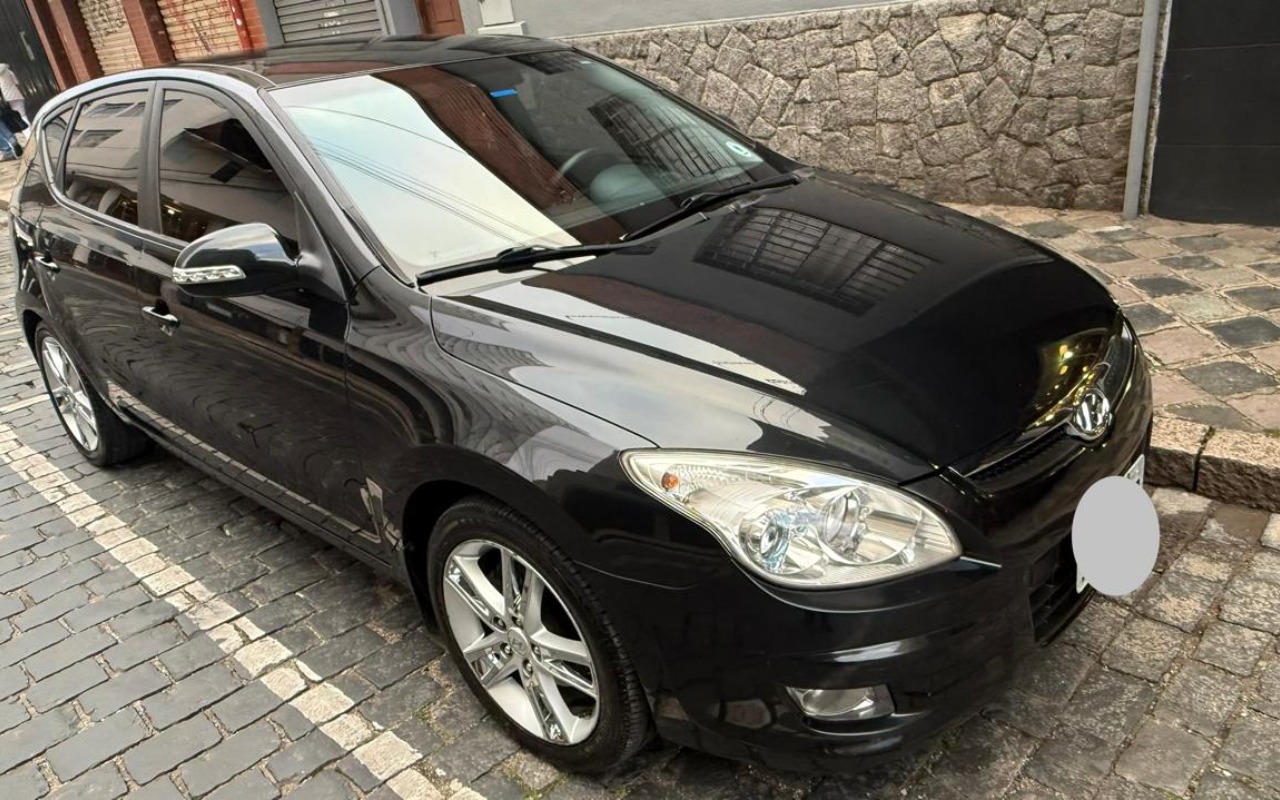 Hyundai i30 2010 Preto — foto 1 de 3
