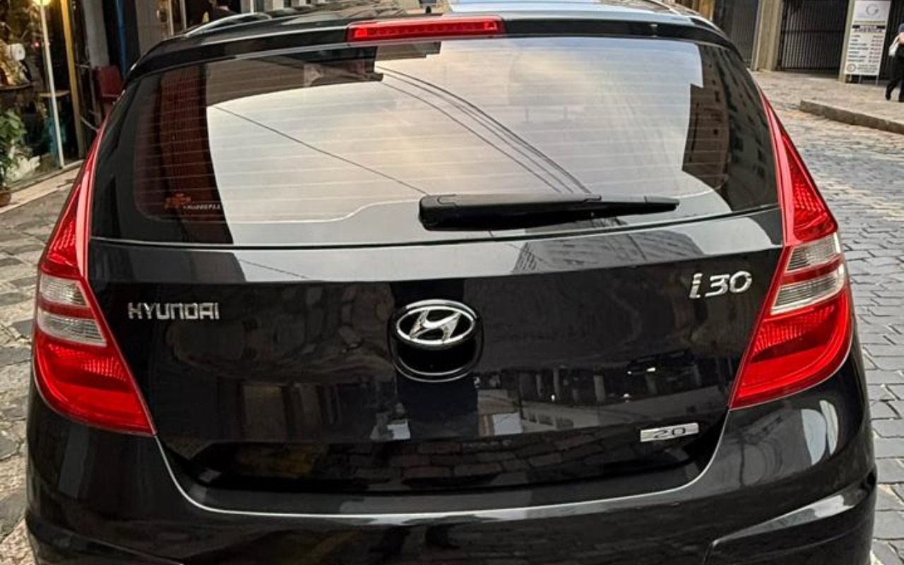 imagem-https://www.socarrao.com.br/sc-vehicle-images-prod/4400027/1792498543048-V2hhdHNBcHAgSW1hZ2UgMjAyNi0xMC0xNSBhdCAxNS4xNi4yMiAoMSkuanBlZw.jpeg