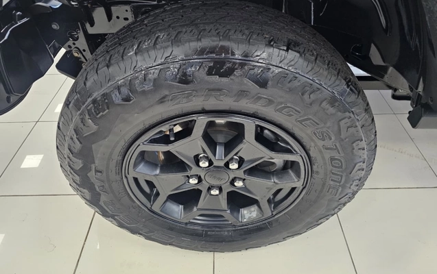 imagem-https://www.socarrao.com.br/sc-vehicle-images-prod/4400036/1792523443725-Y3n2y5ql7JPaivwdgvJHLCxtbttYtcHM.jpg