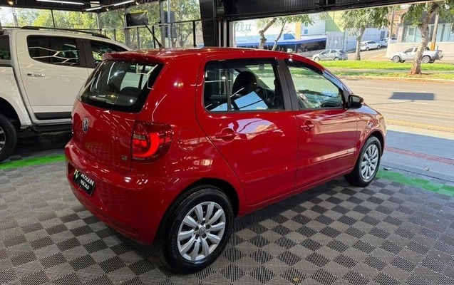 imagem-https://www.socarrao.com.br/sc-vehicle-images-prod/4400095/1792499112408-8586641_9_B_bb75756c41.jpeg