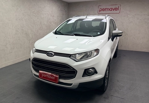 Ford EcoSport 2014 Branco — foto 1 de 3