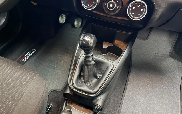 imagem-https://www.socarrao.com.br/sc-vehicle-images-prod/4400186/1792499353837-896856e8-6aca-4b0b-9eff-e9a52b68a19f.jpg