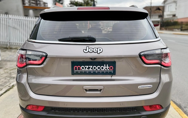 imagem-https://www.socarrao.com.br/sc-vehicle-images-prod/4400211/1792499528671-003_7dc55fd6bb2b64e4aeae79087051d879.jpeg