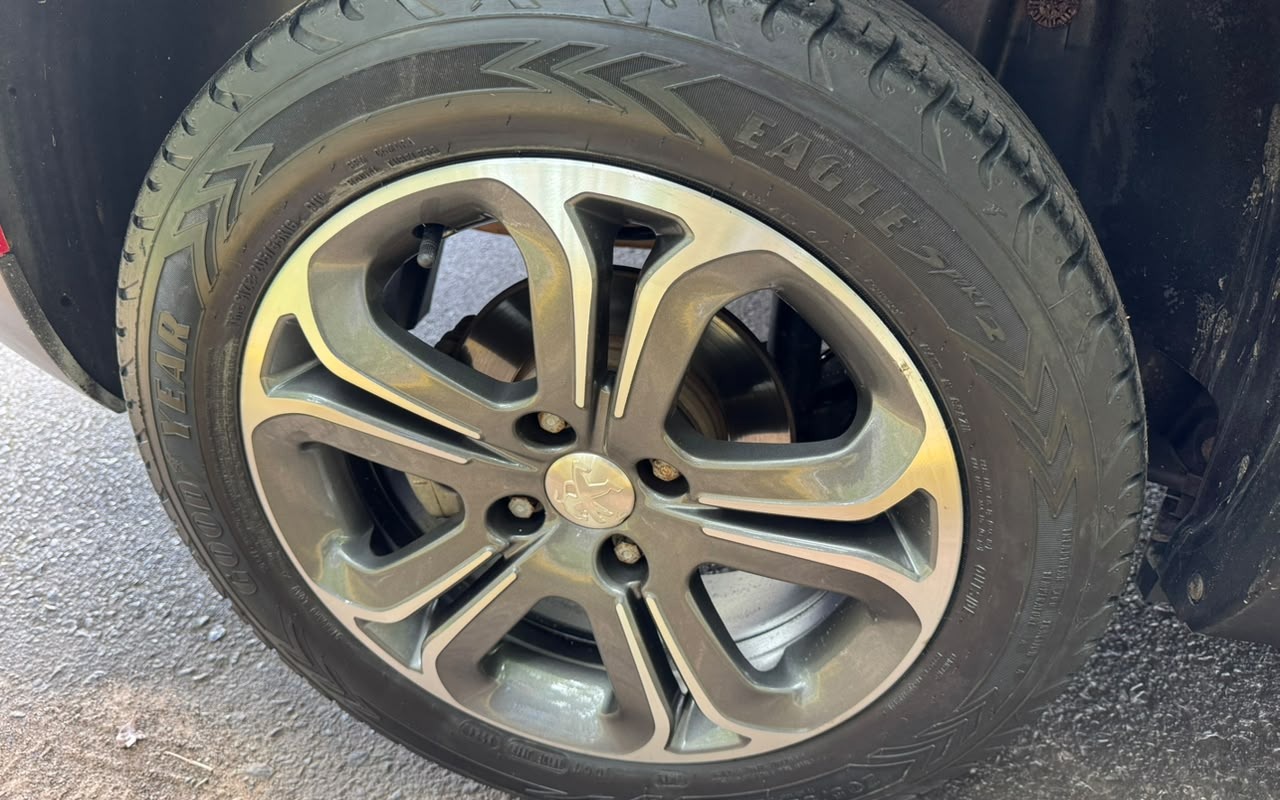 imagem-https://www.socarrao.com.br/sc-vehicle-images-prod/4400226/1792499397642-V2hhdHNBcHAgSW1hZ2UgMjAyNi0xMC0xOSBhdCAxNy4yNi40NyAoMSkuanBlZw.jpeg