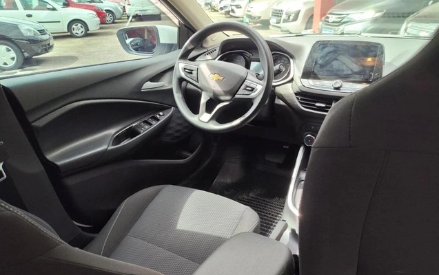 imagem-https://www.socarrao.com.br/sc-vehicle-images-prod/4400303/1792501090912-8586732_14_B_953acbdbc0.jpeg