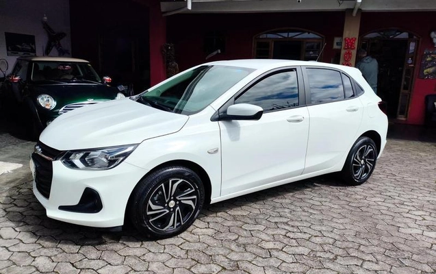 imagem-https://www.socarrao.com.br/sc-vehicle-images-prod/4400303/1792501090918-8586732_22_B_b70214e5c8.jpeg