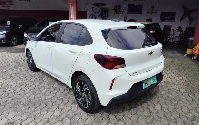 imagem-https://www.socarrao.com.br/sc-vehicle-images-prod/4400303/1792501090921-8586732_2_B_82b29fc527.jpeg