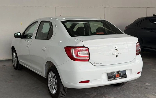 imagem-https://www.socarrao.com.br/sc-vehicle-images-prod/4400365/1792499839531-8584644_2_B_86e915b10c.jpeg
