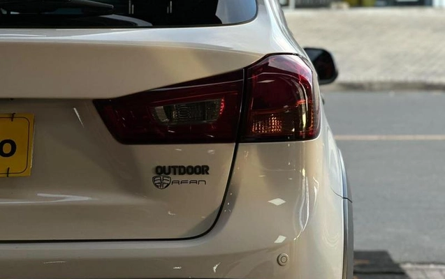 imagem-https://www.socarrao.com.br/sc-vehicle-images-prod/4400369/1792499896144-8586505_0_B_8a5c820595.jpeg