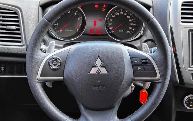 imagem-https://www.socarrao.com.br/sc-vehicle-images-prod/4400369/1792499896152-8586505_19_B_db3529328b.jpeg