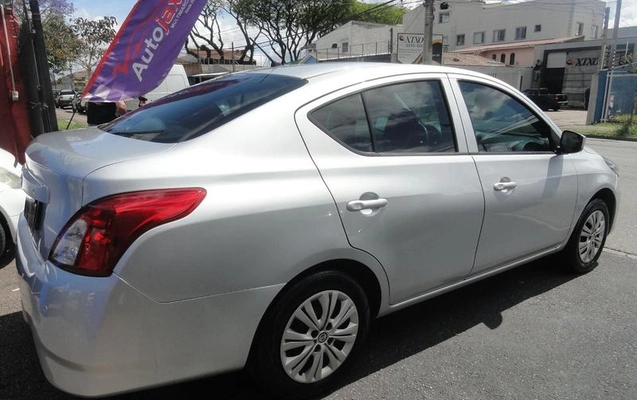 imagem-https://www.socarrao.com.br/sc-vehicle-images-prod/4400385/1792503356868-8586745_4_B_471a8e212b.jpeg