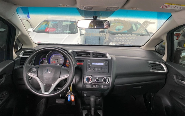 imagem-https://www.socarrao.com.br/sc-vehicle-images-prod/4400393/1792500069655-gb-361b615.jpg