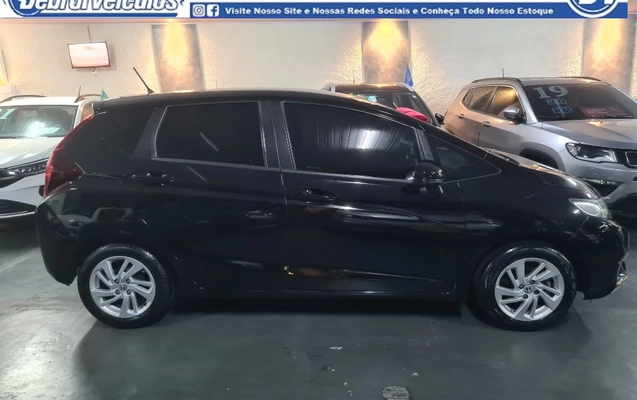 imagem-https://www.socarrao.com.br/sc-vehicle-images-prod/4400393/1792500069668-gb-6da1e39.jpg