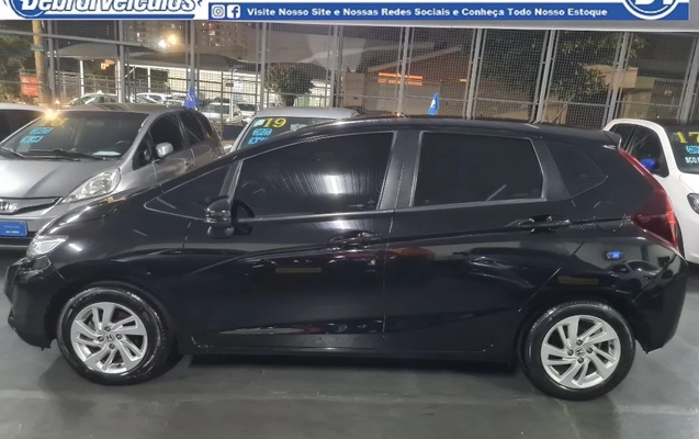 imagem-https://www.socarrao.com.br/sc-vehicle-images-prod/4400393/1792500069670-gb-bb3e309.jpg