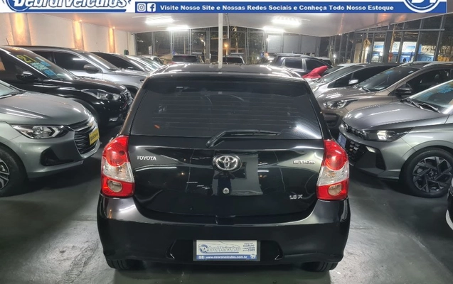 imagem-https://www.socarrao.com.br/sc-vehicle-images-prod/4400444/1792500405765-gb-14e82ae.jpg